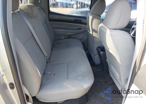 2014 Toyota Tacoma Base V6 из США, поврежденный, VIN 3TMLU4EN1EM135084